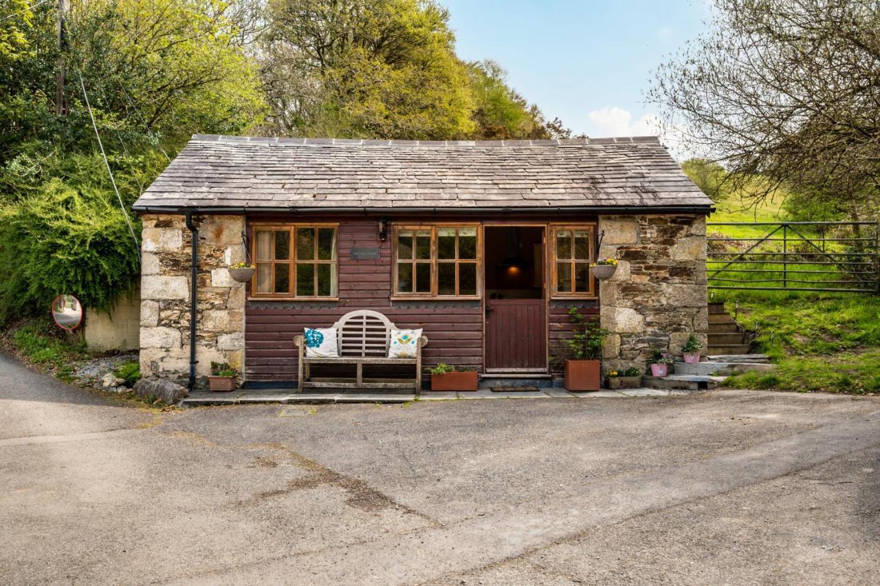 Romantic, Secluded Cottage In Cardinham Woods, Cornwall Buitenkant foto